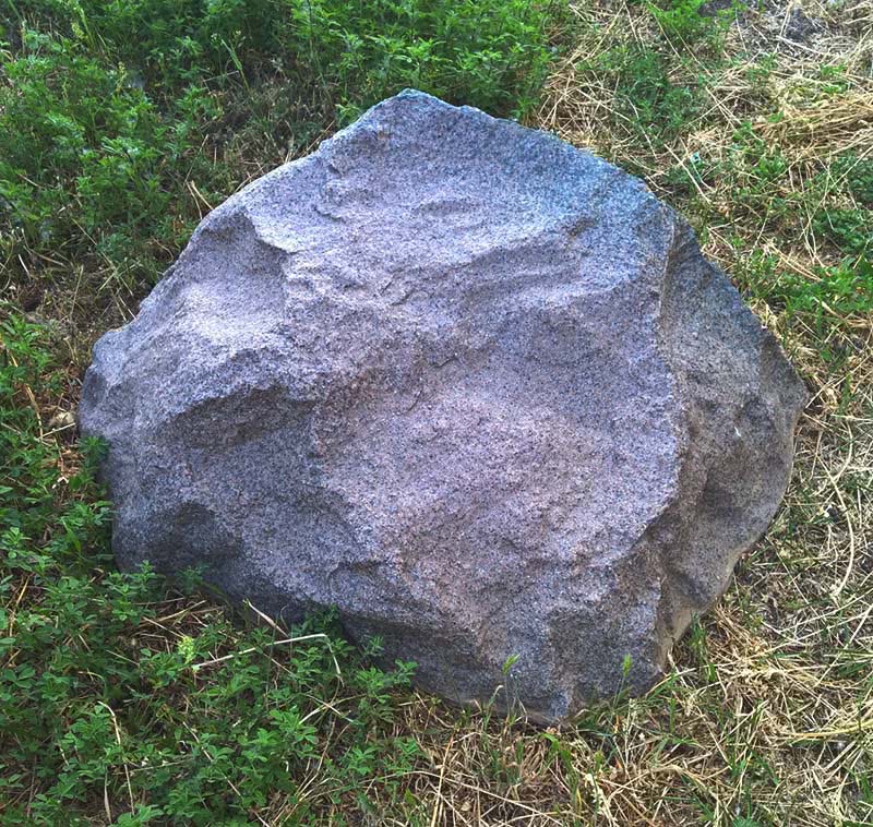 Декоративный валун, камень-люк М2 серый