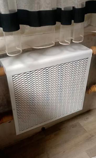 Экран на радиатор металлический, 690x610x140 мм, 7 секции (коричневый)