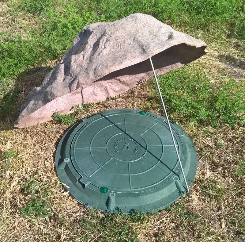 Декоративный валун, камень-люк М2 серый