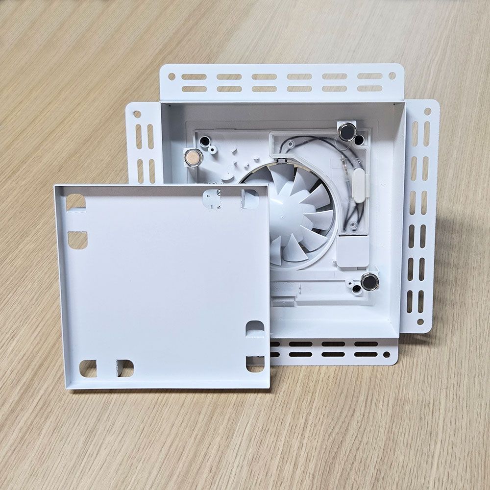 Вентиляционная решетка VRW 200x200 Tile / SILENT 100CRZ с таймером (белая)